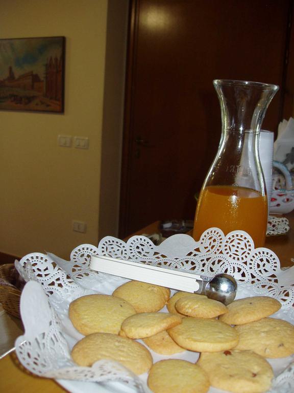 Girfalco Country House Bed & Breakfast Урбино Екстериор снимка